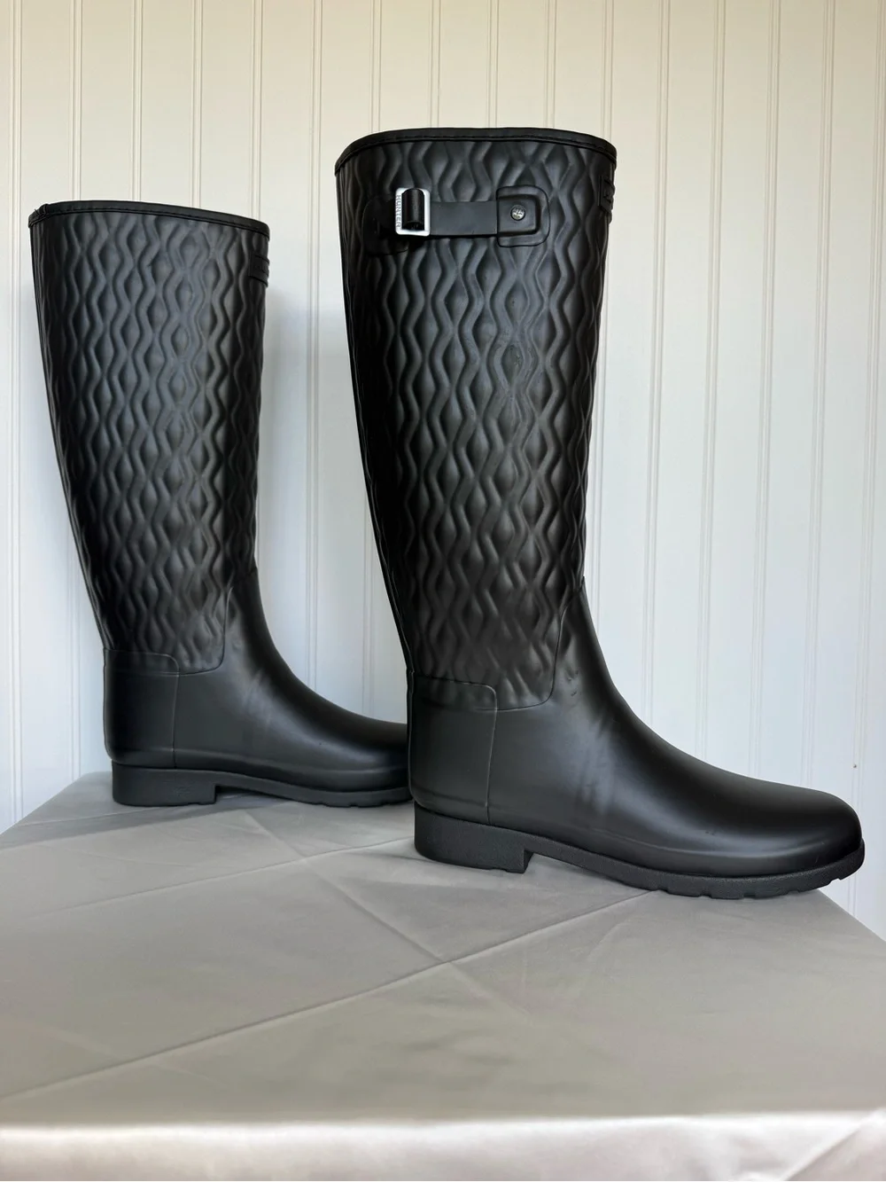 Hunter Refined Tall Vertical Quilt Rain Boots Black US 9